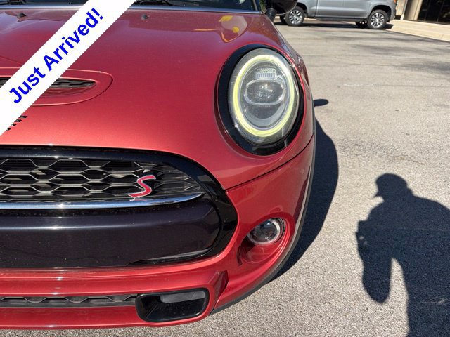 Used 2021 MINI Cooper S w/ Coral Red Edition FWD image 10