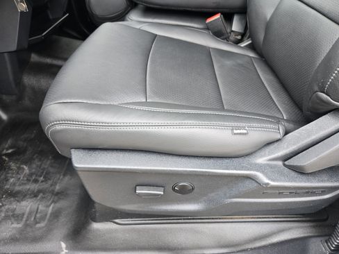 Certified 2022 Ford F150 XLT w/ Equipment Group 301A Mid image 18