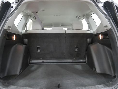 Used 2020 Honda CR-V LX image 24