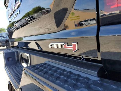 New 2026 GMC Canyon AT4 AWD/4WD image 8