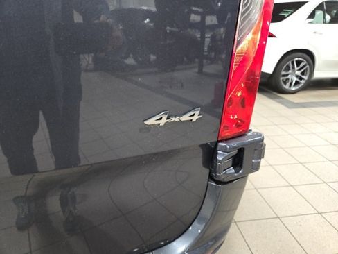 Used 2022 Mercedes-Benz Sprinter 2500 image 4