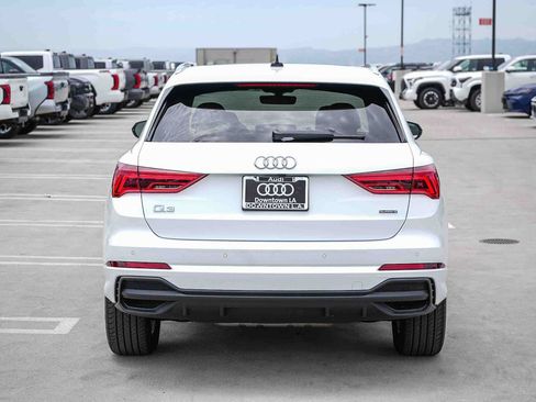 Used 2025 Audi Q3 2.0T Premium w/ Convenience Package AWD/4WD image 8