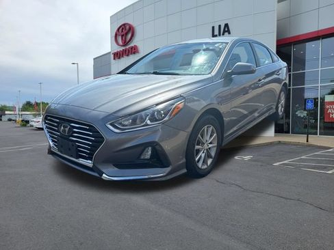 Used 2019 Hyundai Sonata SE w/ Cargo Package FWD image 7