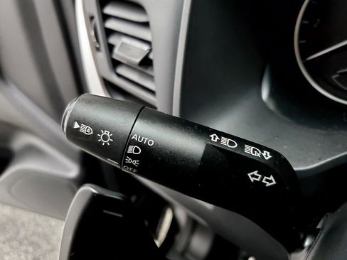 Used 2024 Nissan Rogue S AWD/4WD image 30