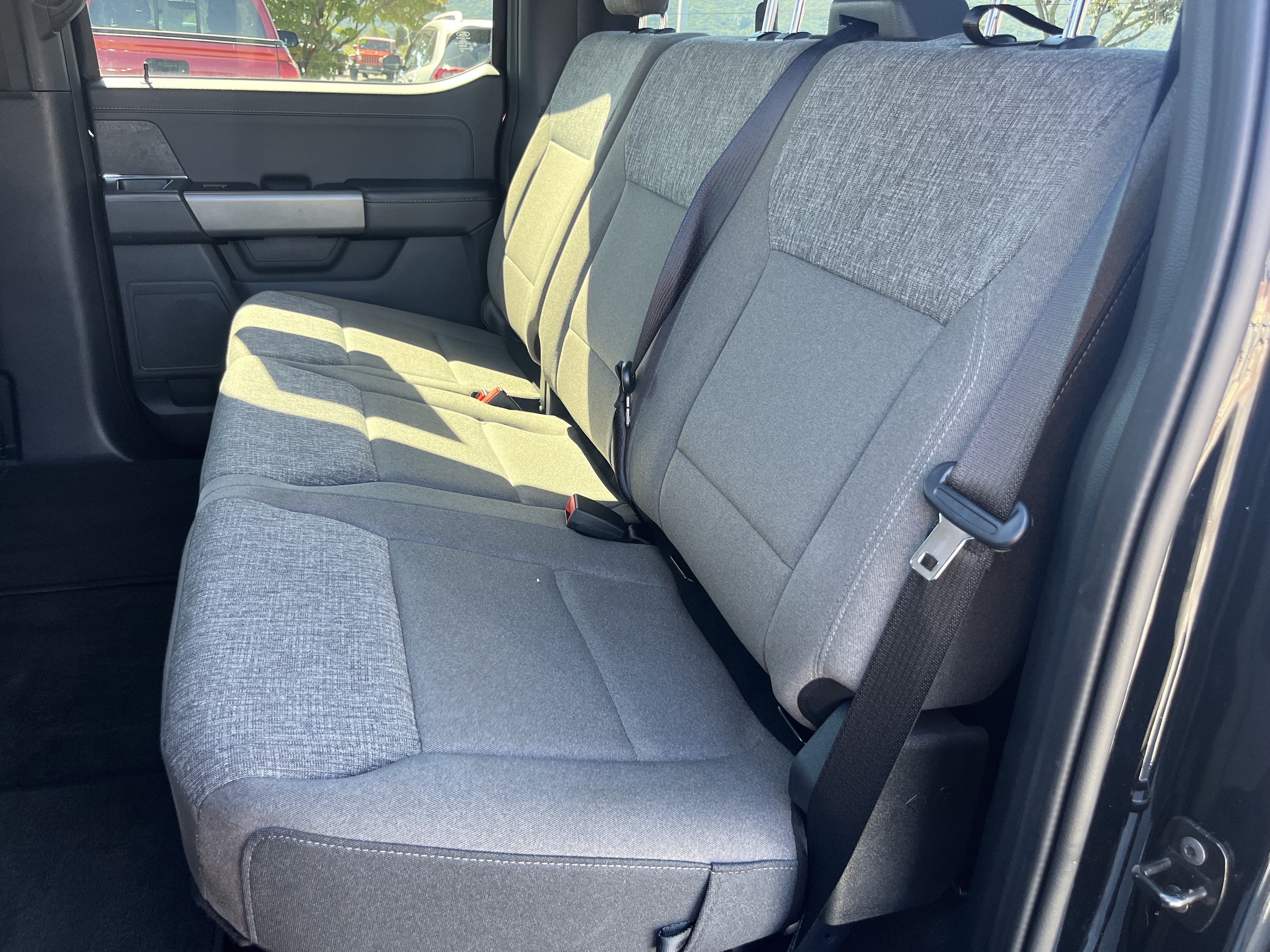 Used 2025 Ford F150 XLT w/ Equipment Group 302A MID AWD/4WD image 15