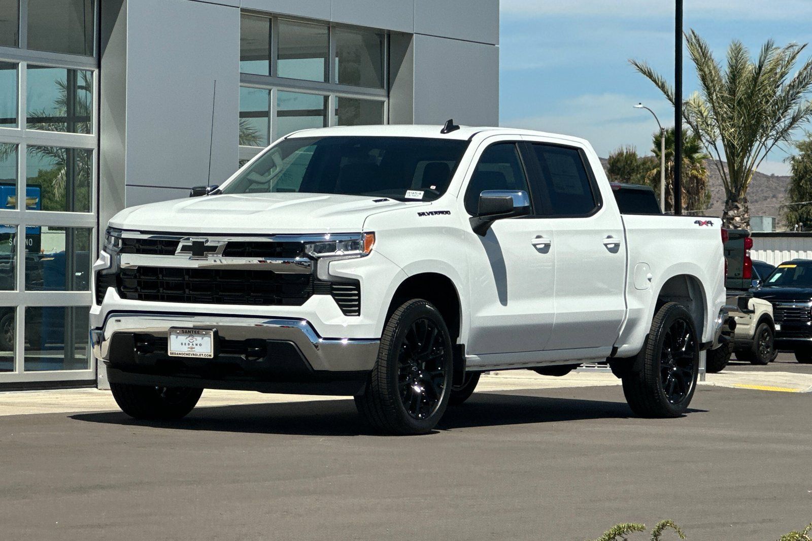 New 2026 Chevrolet Silverado 1500 LT w/ Leather Package AWD/4WD image 8