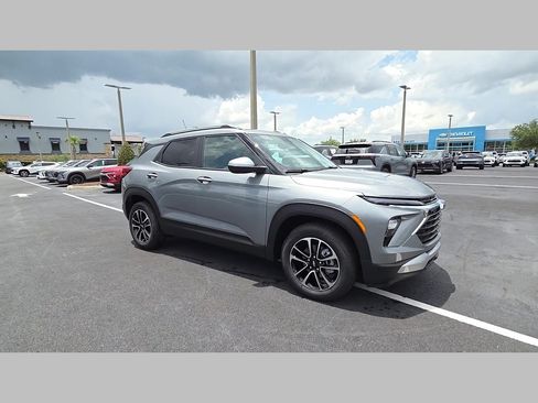 New 2026 Chevrolet TrailBlazer LT w/ Convenience Package FWD image 24