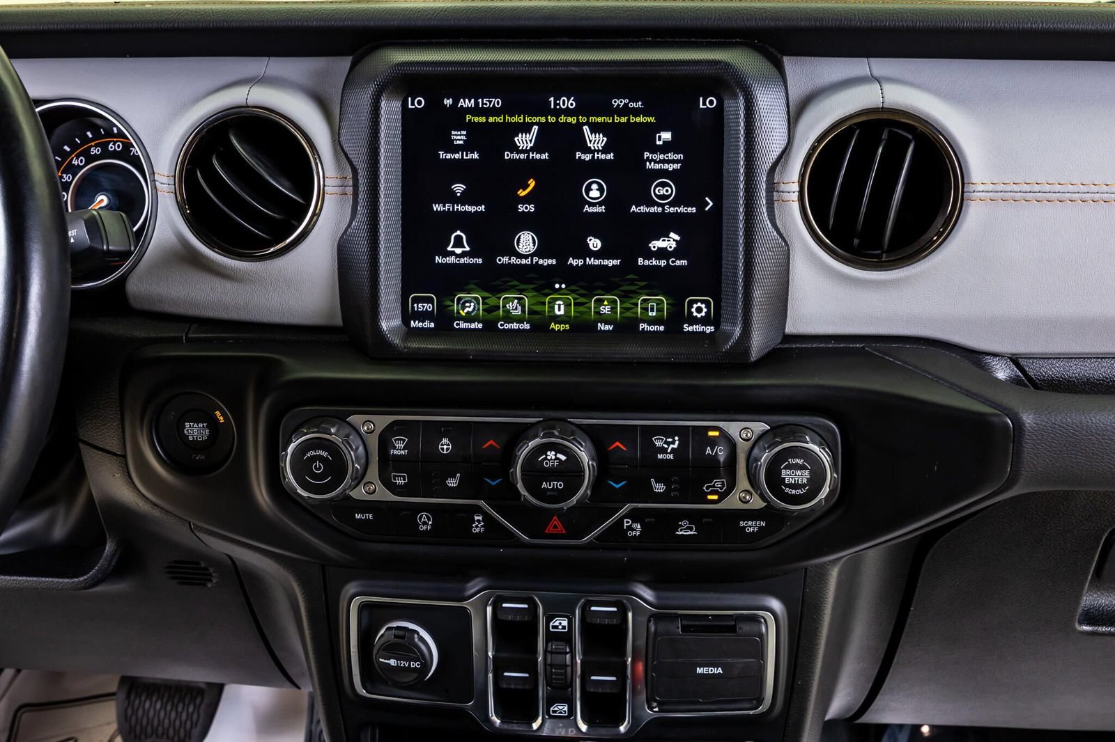 Used 2022 Jeep Wrangler Unlimited Sahara AWD/4WD image 22