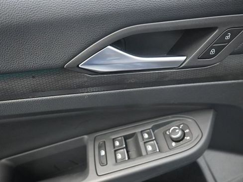 Used 2024 Volkswagen GTI SE image 15