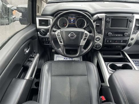 Used 2019 Nissan Titan PRO-4X w/ Pro-4x Utility Package image 12
