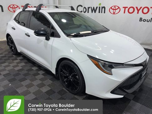Used 2021 Toyota Corolla SE FWD image 1