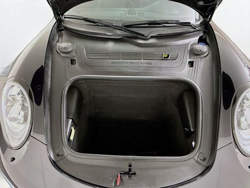 Used 2017 Porsche 911 Carrera image 26
