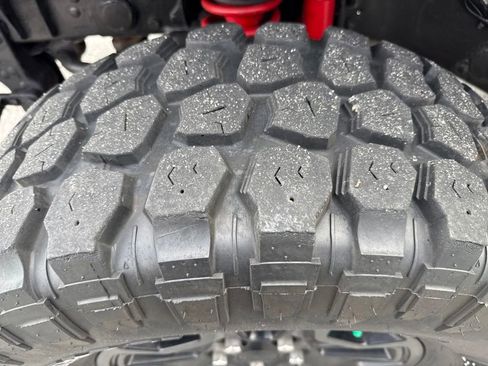 Used 2021 Jeep Wrangler Sport image 34