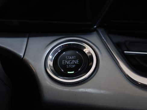 Used 2024 Chevrolet Trax LT FWD image 33