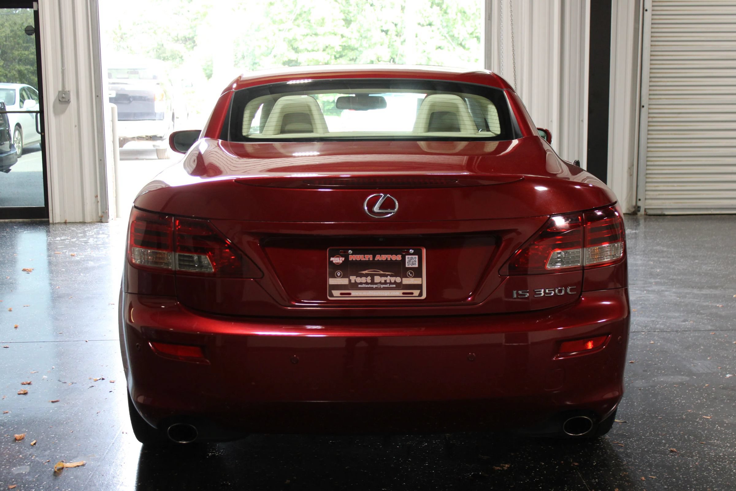 Used 2011 Lexus IS 350C RWD image 7