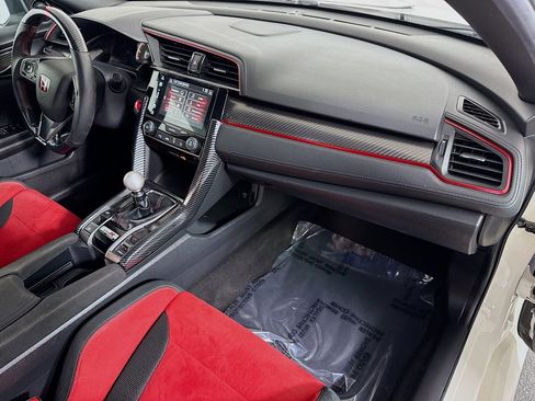 Used 2017 Honda Civic Type R image 30