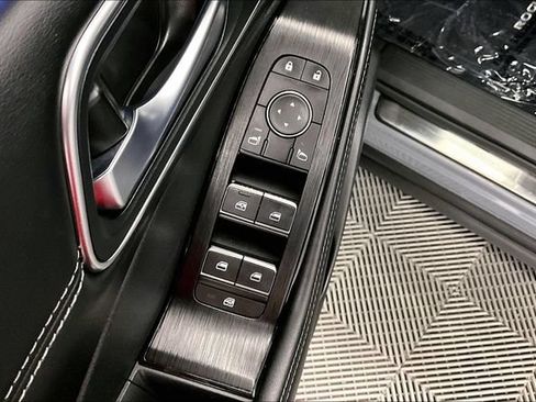 Used 2023 Nissan Rogue Platinum w/ Platinum Premium Package FWD image 32