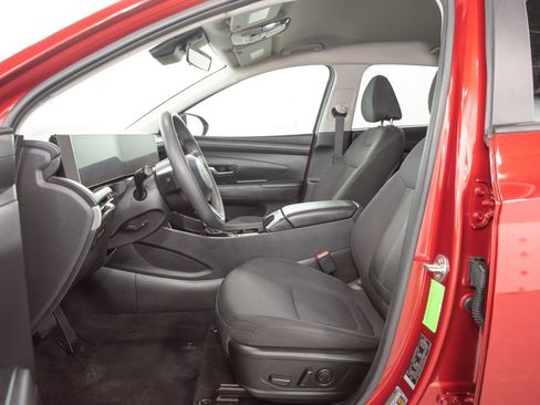 Used 2025 Hyundai Tucson SEL FWD image 7