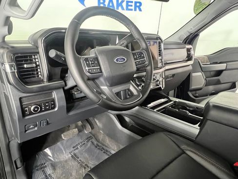 Used 2025 Ford F250 Lariat AWD/4WD image 19