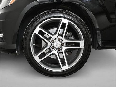 Used 2013 Mercedes-Benz GLK 350 4MATIC image 26