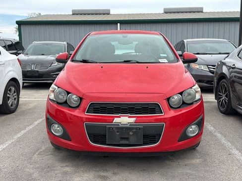Used 2015 Chevrolet Sonic LTZ FWD image 2