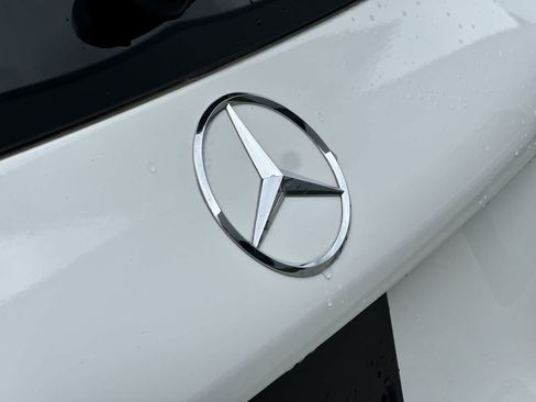 Used 2022 Mercedes-Benz GLC 300 image 15