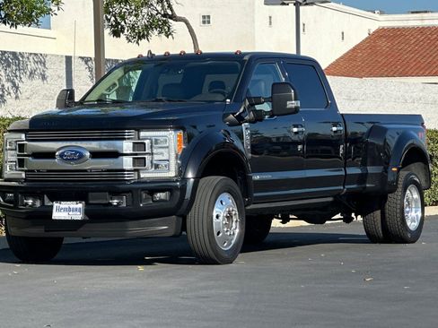 Used 2019 Ford F450 Limited w/ FX4 Off-Road Package image 8