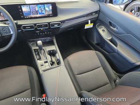 New 2026 Nissan Sentra SR w/ Floor Mat Package FWD image 11