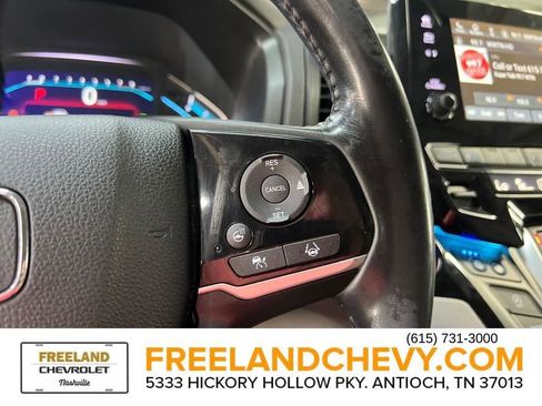 Used 2023 Honda Odyssey Elite image 18