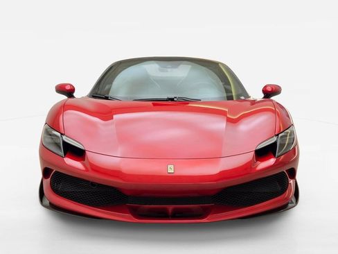 Used 2023 Ferrari 296 GTS RWD image 2