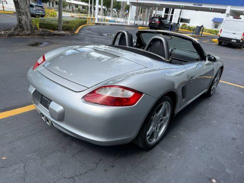 Used 2006 Porsche Boxster S RWD image 16