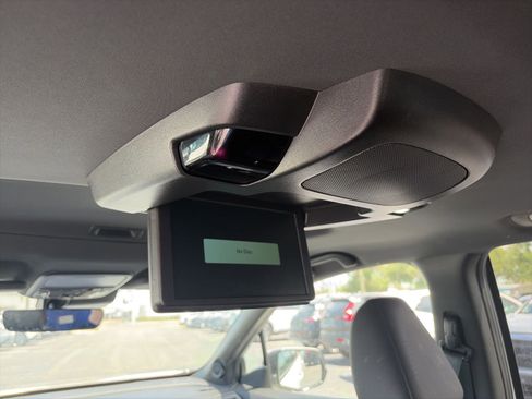 Used 2021 Honda Pilot Black Edition image 12