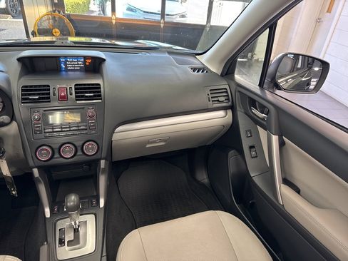 Used 2015 Subaru Forester 2.5i Limited w/ Popular Package #2 image 47