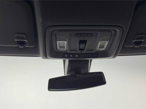 Used 2019 GMC Sierra 1500 SLT w/ SLT Premium Plus Package image 18