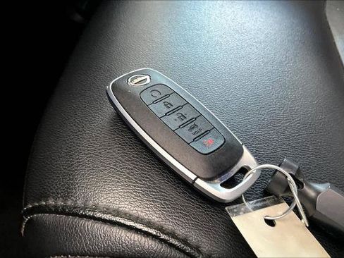 Certified 2023 Nissan Pathfinder SL w/ SL Premium Package image 14