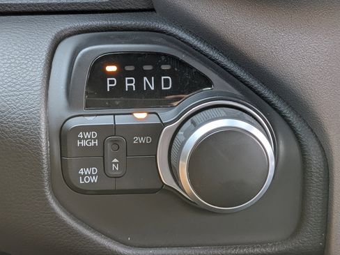 Used 2024 RAM 2500 Big Horn w/ Bed Utility Group image 29