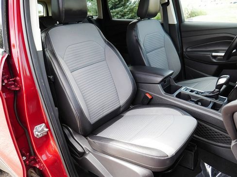Used 2019 Ford Escape SE AWD/4WD image 53