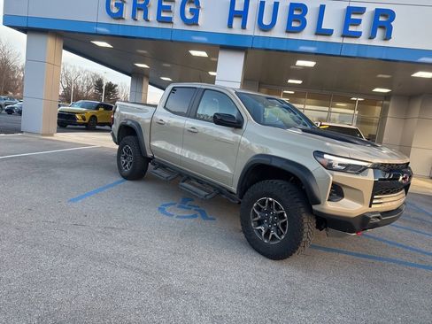 Used 2024 Chevrolet Colorado ZR2 image 7