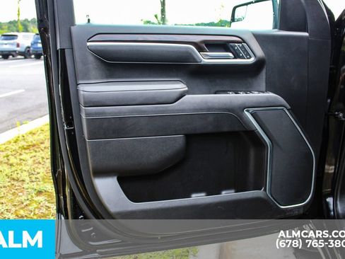 Used 2025 GMC Sierra 1500 SLT RWD image 34