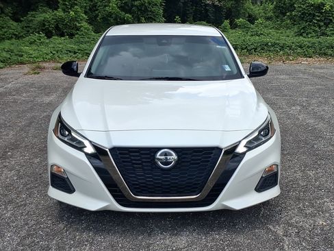 Used 2022 Nissan Altima 2.5 SR FWD image 8