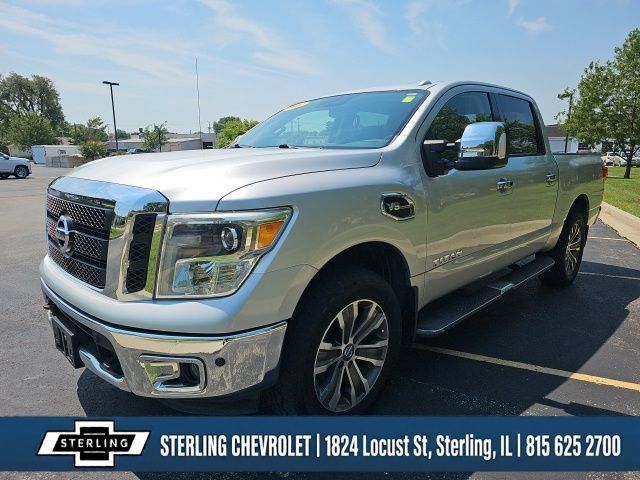 Used 2017 Nissan Titan SL w/ SL Towing Convenience Package AWD/4WD image 7