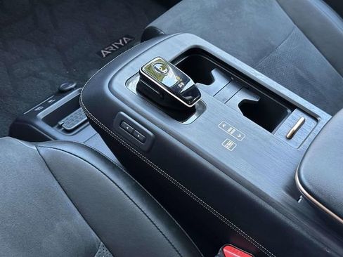 Used 2023 Nissan Ariya AWD image 20