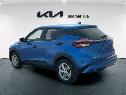 Used 2023 Nissan Kicks S image 7