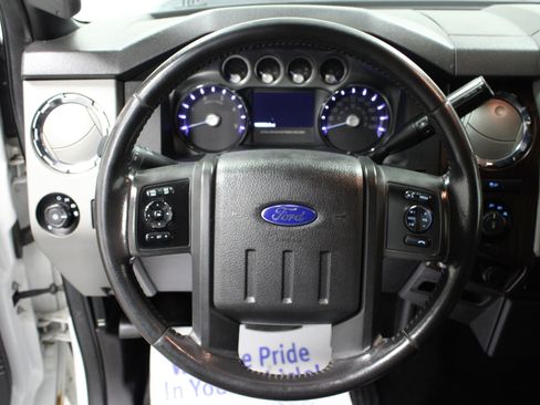 Used 2015 Ford F350 Lariat w/ Chrome Package image 17