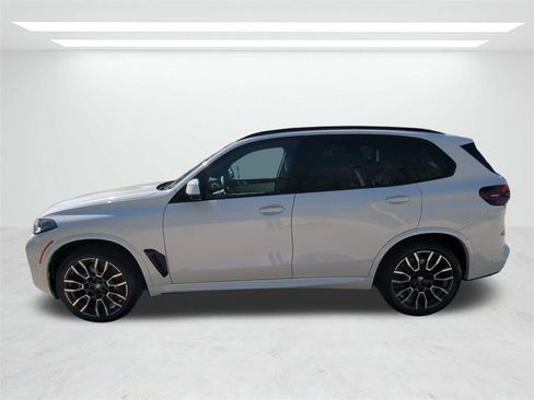 New 2026 BMW X5 xDrive40i w/ M Sport Package image 7