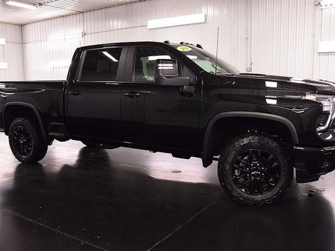 New 2026 Chevrolet Silverado 2500 LT image 9