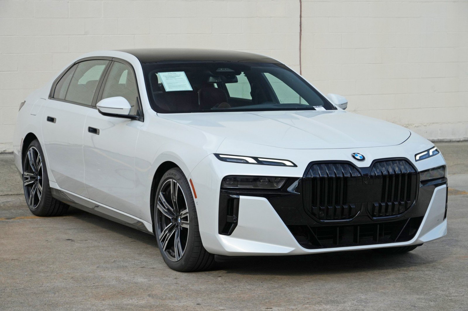 Used 2023 BMW 740i w/ Parking Assistance Package RWD image 65