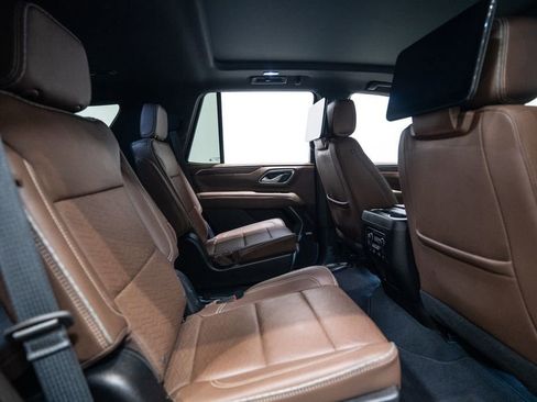 Used 2024 Chevrolet Tahoe High Country w/ Advanced Technology Package AWD/4WD image 36