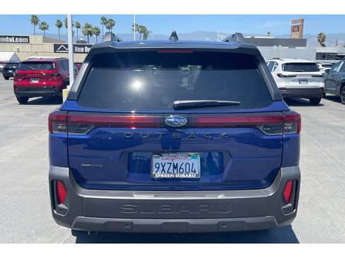 Used 2026 Subaru Outback Premium AWD/4WD image 4