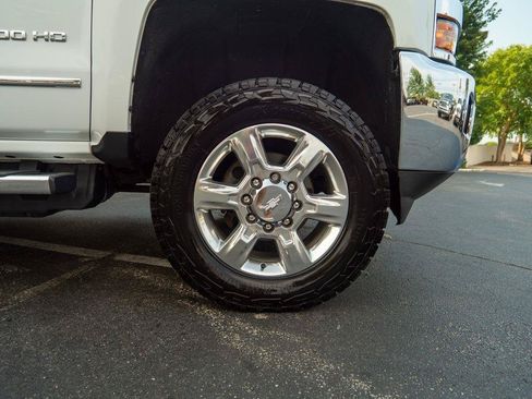 Used 2017 Chevrolet Silverado 2500 LTZ w/ Duramax Plus Package AWD/4WD image 13